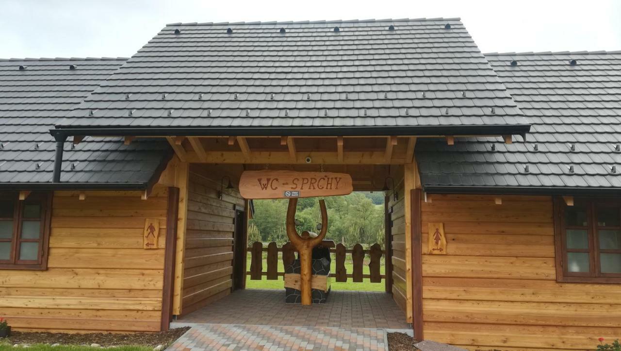 Hotel Camp Pacho à Prievidza Extérieur photo